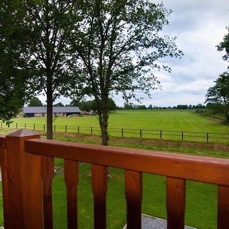 Houten Villa Tine Den Ham Exterior foto